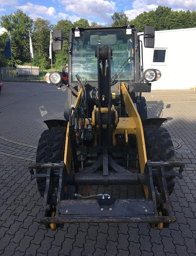 New Holland W50c