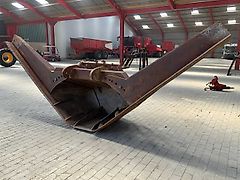 CW35