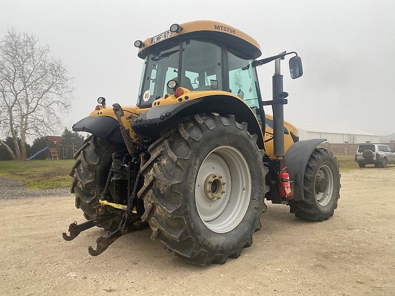 Challenger MT 575B