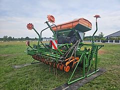 Amazone Agregat Uprawowo Siewny Amazone Siewnik Ad - p Ke 3000 Kg Kx 303 Radar 2015 r
