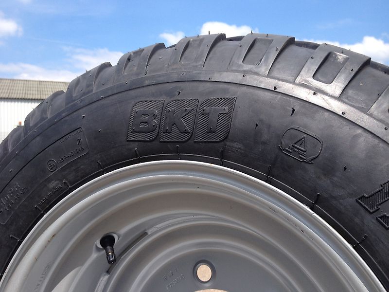 BKT AW Implement 15.0/55x17
