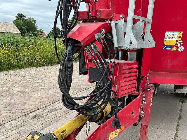 Trioliet Solomix 2-2400L X Range