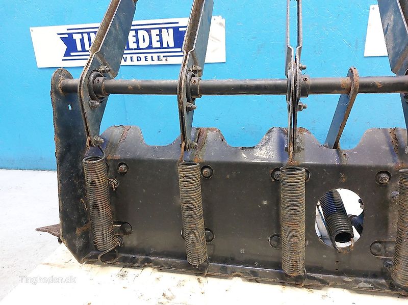 New Holland BB9090 (Spare part/Reservedel/Ersatzteil)