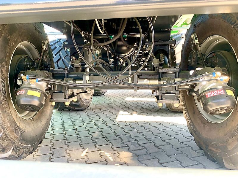 Pronar T 8724 Muldenkipper 34to AGRITECHNICA Maschine; Hydraulisches Fahrwerk; Eigene Ölversorgung