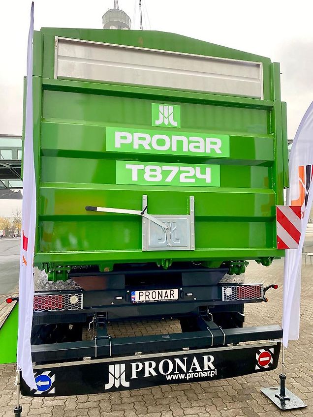 Pronar T 8724 Muldenkipper 34to AGRITECHNICA Maschine; Hydraulisches Fahrwerk; Eigene Ölversorgung