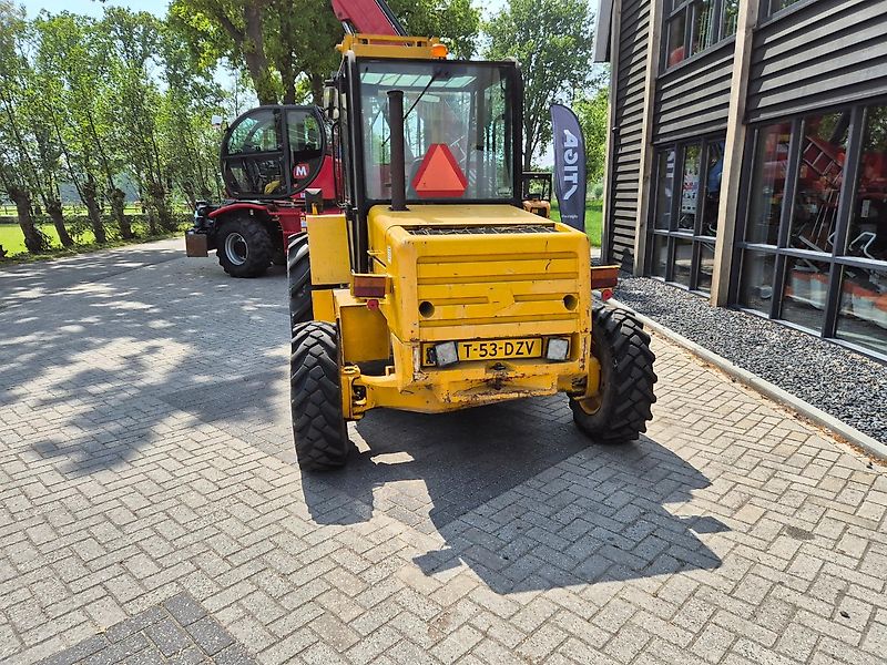 JCB 926