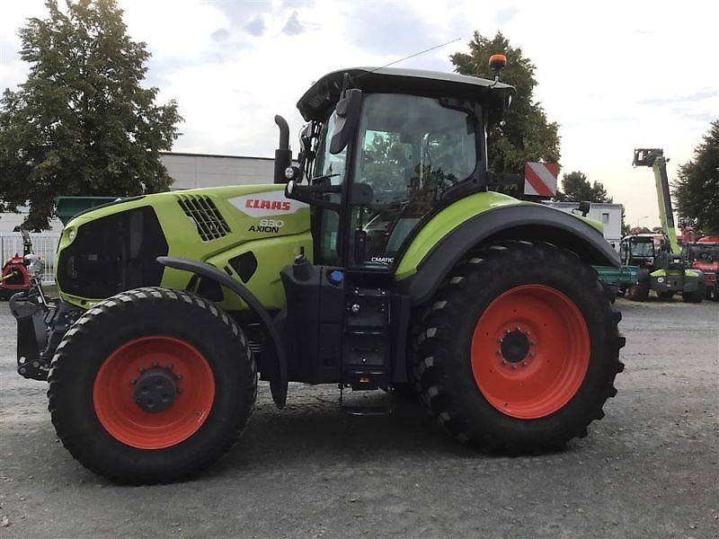 Claas TRAKTOR AXION 830 CM