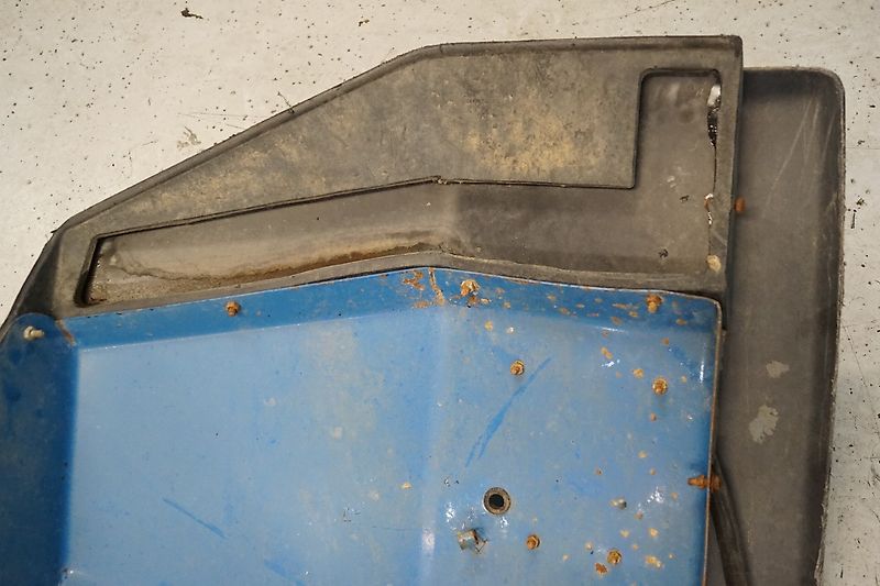 New Holland 8340 (Spare part/Reservedel/Ersatzteil)