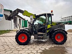 Claas Scorpion 736