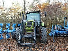 Claas ARION 530