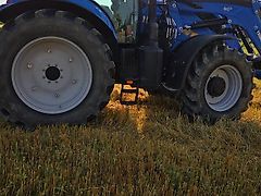 New Holland T 7.225 AC