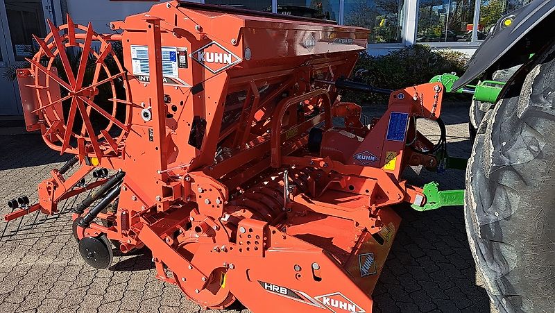 Kuhn HRB 303D + INTEGRA 3003 24 SD Säkombination