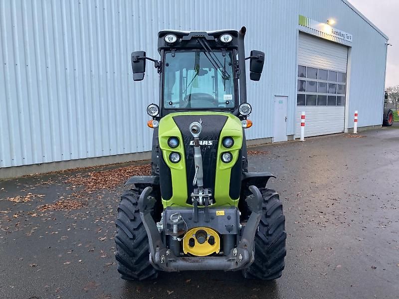 Claas NEXOS 240 S