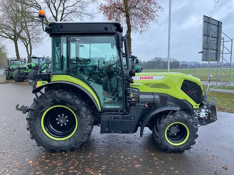 Claas NEXOS 240 S