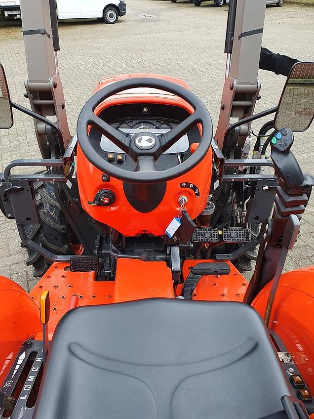 Kubota L1-382 HST mit Frontlader Garantie bis 24.03.2027