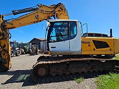 Liebherr R 926 LC