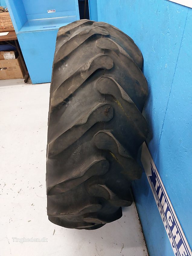 New Holland 24" 16.9-24 (Spare part/Reservedel/Ersatzteil)