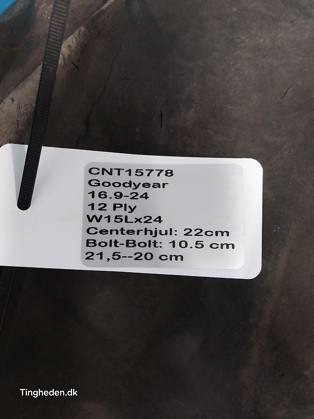 New Holland 24" 16.9-24 (Spare part/Reservedel/Ersatzteil)