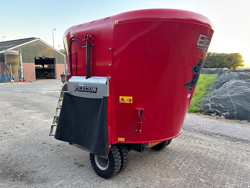 Peecon Biga 12 m3 voermengwagen