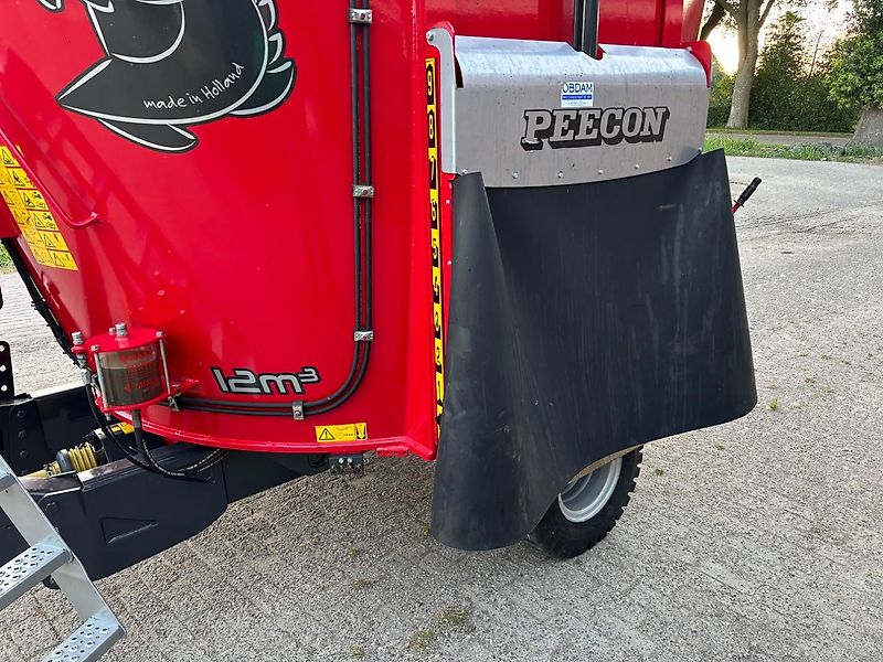 Peecon Biga 12 m3 voermengwagen