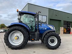 New Holland T7.270 Blue Power Tractor (ST24456)