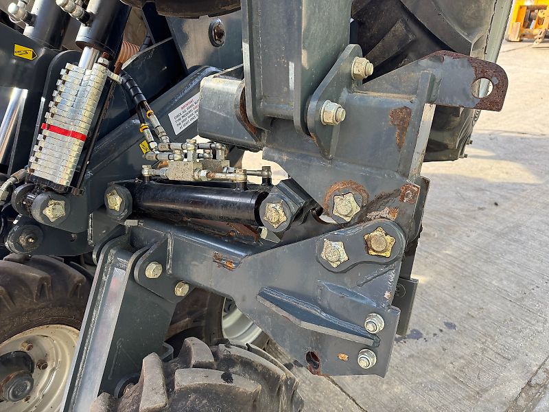 Mzuri Pro Till 4T Seed Drill