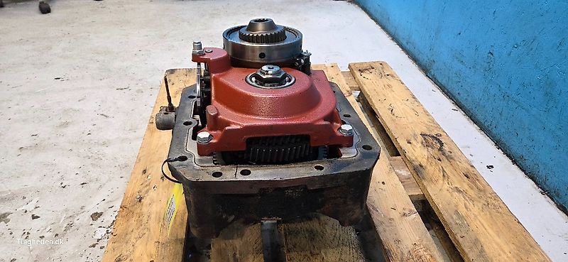 New Holland TM115 (Spare part/Reservedel/Ersatzteil)