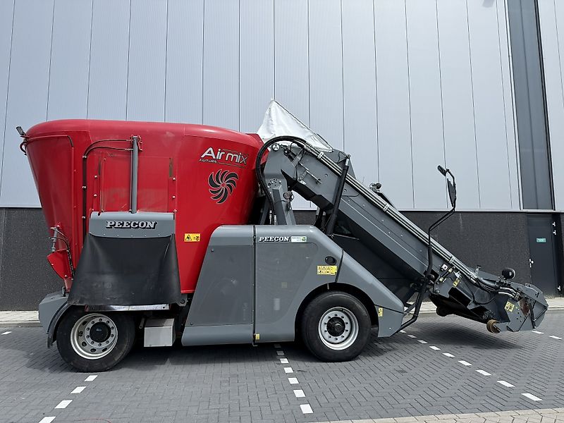 Airmix Zelfrijdende voermengwagen 15 M3
