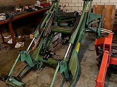 Fendt voorlader incl aanbouwdelen afkomstig van 300 scr