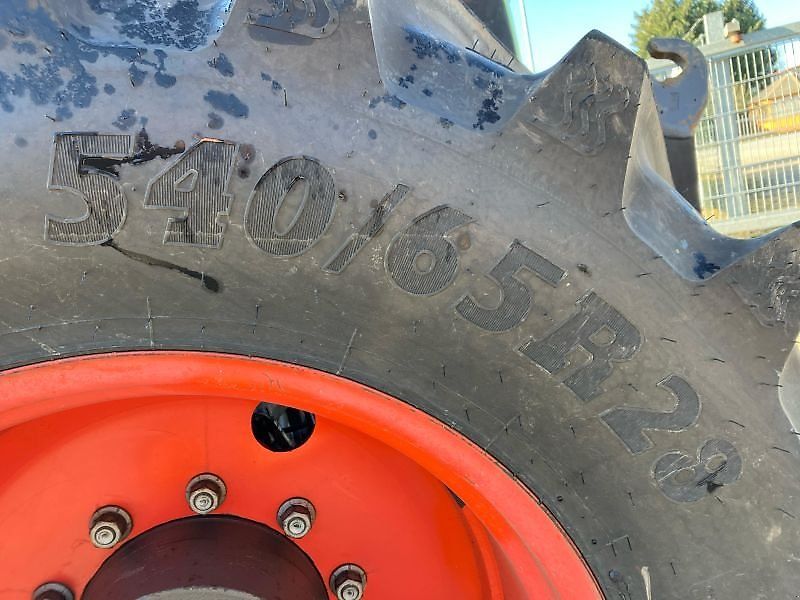 Claas ARION 550 CMATIC CEBIS