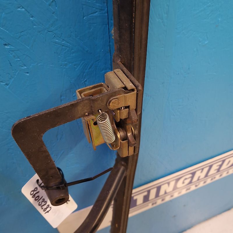 New Holland 8770 (Spare part/Reservedel/Ersatzteil)