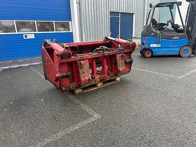 Strautmann Kuilhapper 1800 met euro haken