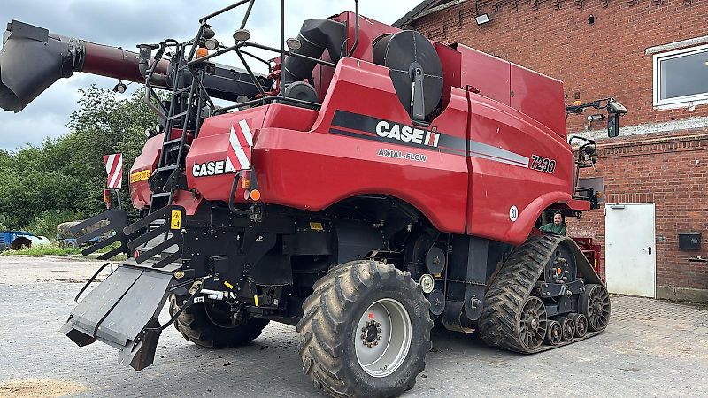 Case IH 7230