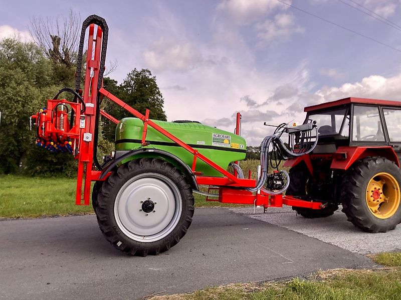 AGROFART Feldspritze Gezogen AF1215 / Field sprayer 1200l / Opryskiwacz polowy przyczepiany 1200l 15m