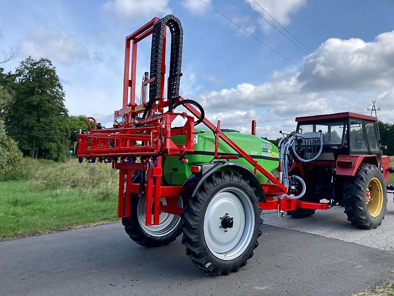 AGROFART Feldspritze Gezogen AF1215 / Field sprayer 1200l / Opryskiwacz polowy przyczepiany 1200l 15m
