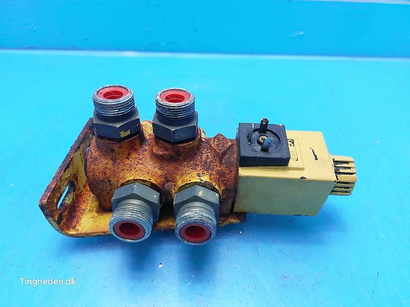 New Holland TF46 (Spare part/Reservedel/Ersatzteil)