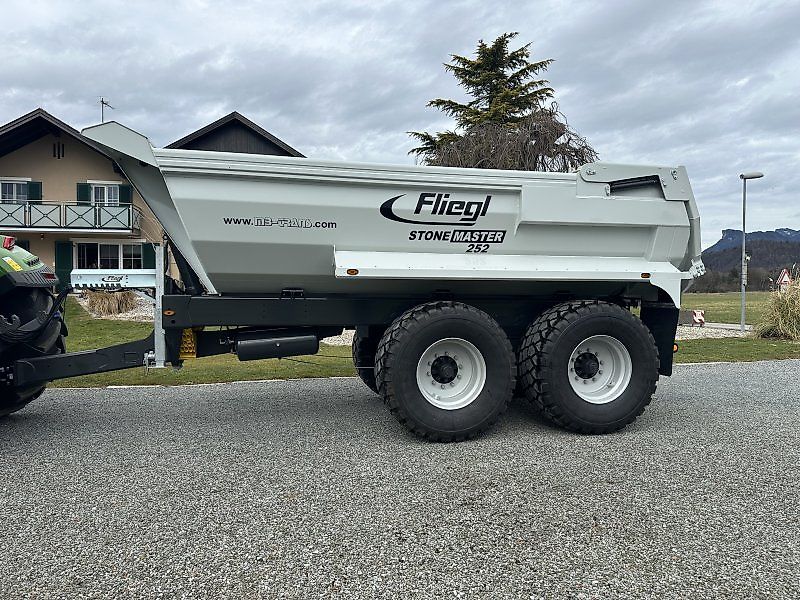 Fliegl Stone Master 252 Profi