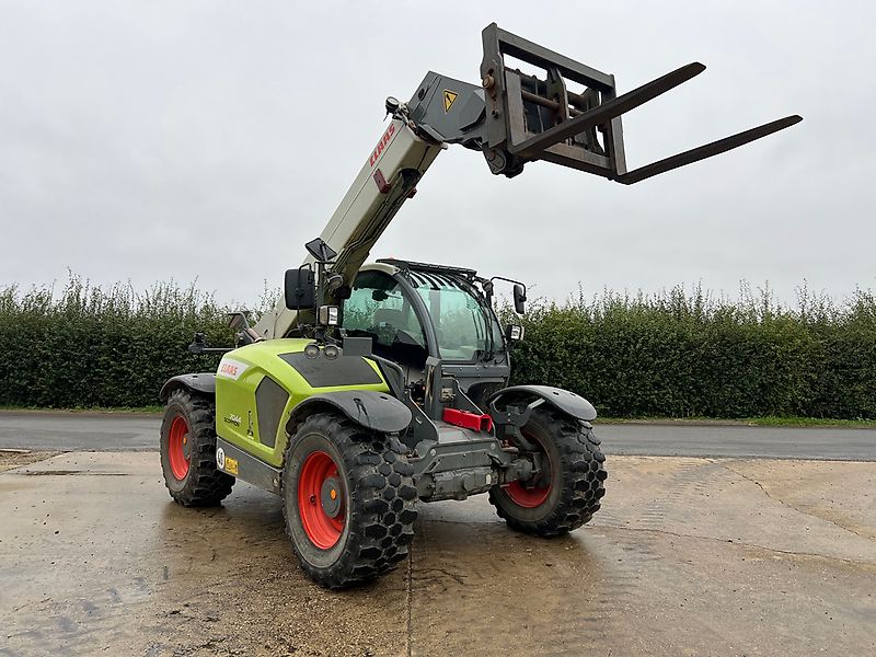 Claas SCORPION 7044