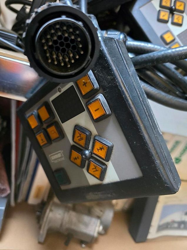 Schmidt Steuerung für Schneepflug Kommunalhydraulik Controller Fernbedienung Bedienung Winterdienst Schneeschieber