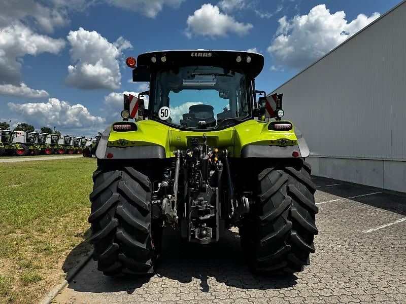 Claas ARION 660 CMATIC