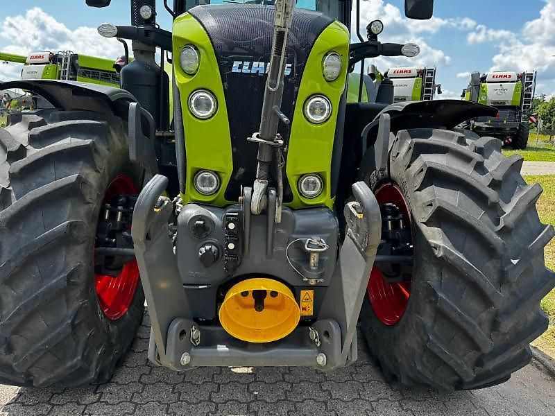Claas ARION 660 CMATIC
