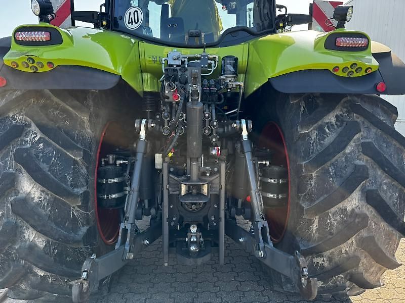 Claas AXION 870