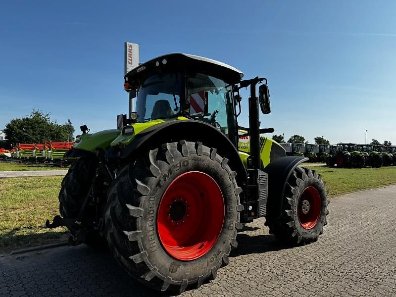 Claas AXION 870