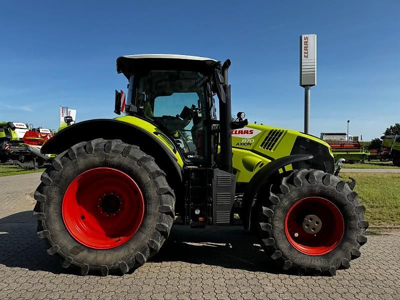 Claas AXION 870