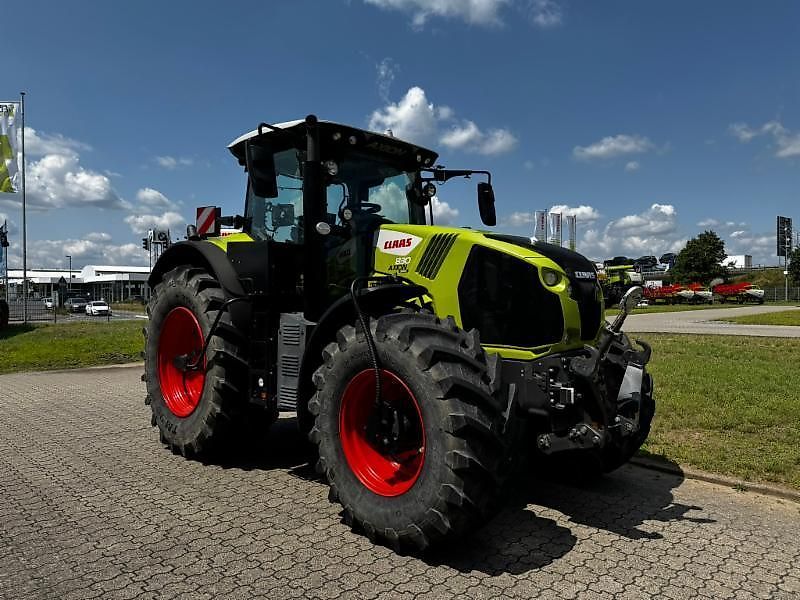 Claas AXION 830