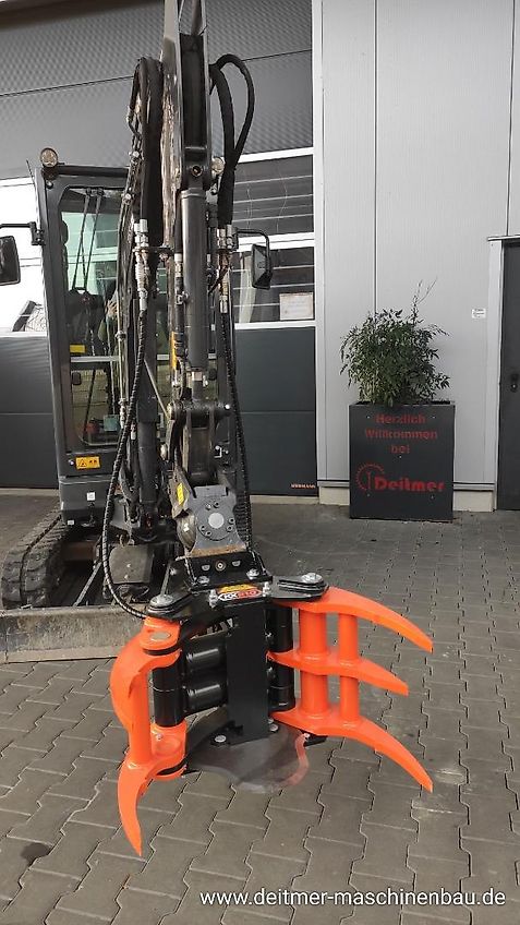 KX Fällgreifer Baumschere Baggeranbau Bagger 1,5-5t. Greifer KX210