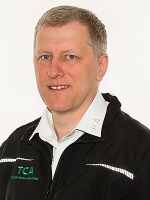 Contact Dominik Wolters