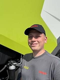 Contact Mr. Woiciech Wywial