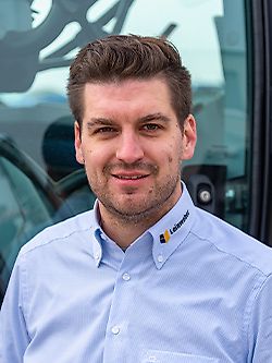 Contact Mr. Hans- Henning Müller