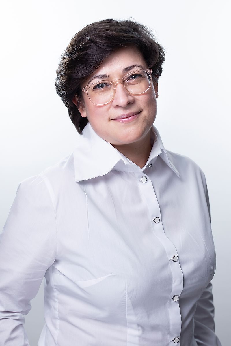 Contact Ms. Maria Chazbijewicz